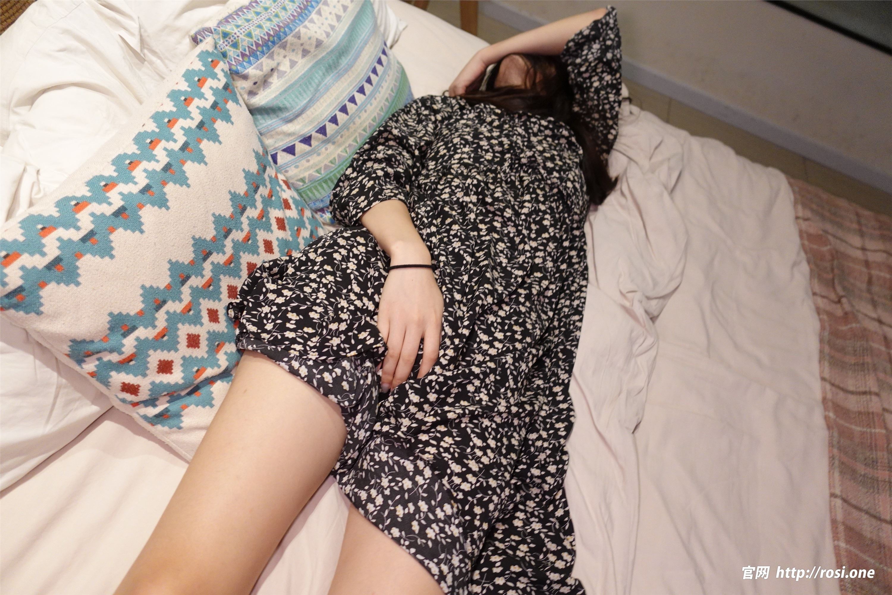 ROSI写真 2022.11.23 NO.4006